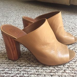 Tory mule with fabulous wooden heel, worn once